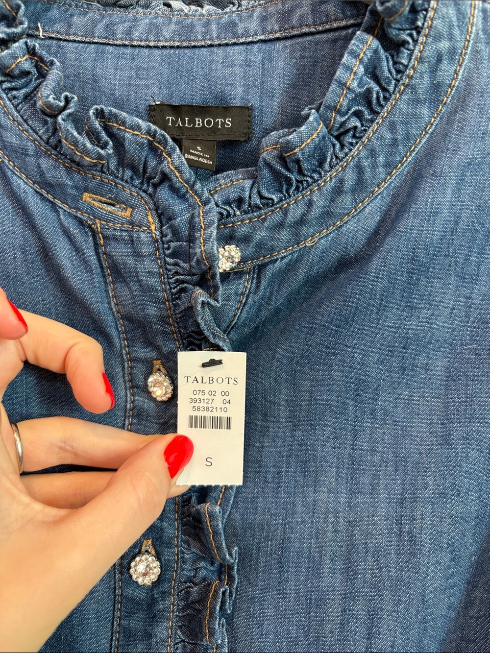 NWT- Talbots Chambray Ruffle Top - Picture 5 of 5